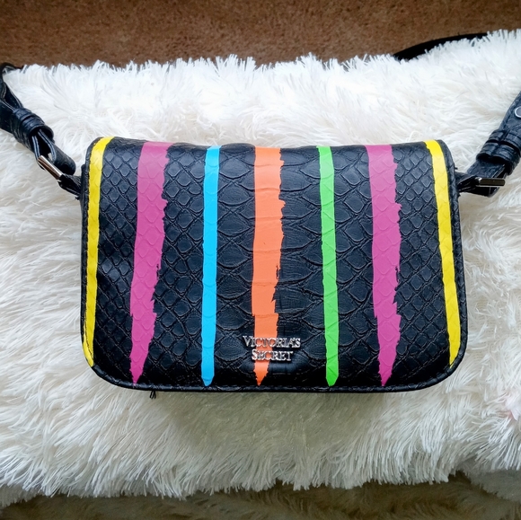 Victoria Secret Crossbody Purse - Picture 1 of 3